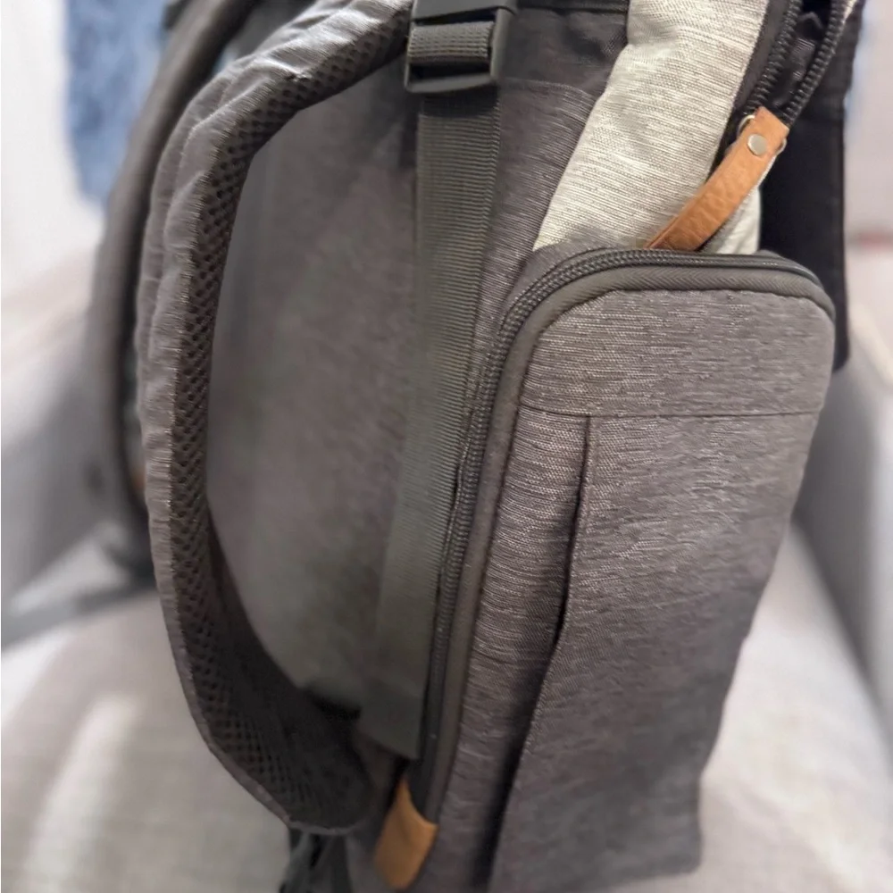 Eddie Bauer Diaper Backpack - Picture 5 of 8